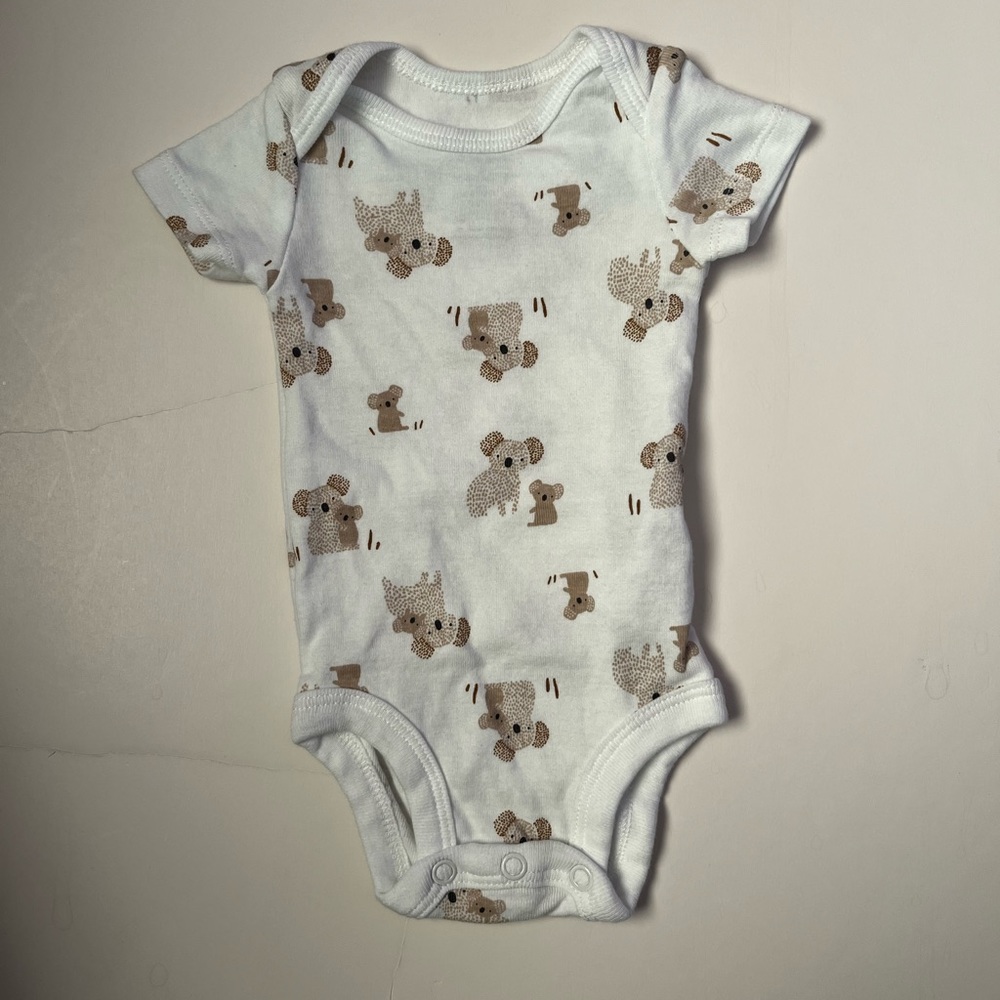 NWOT Carter’s newborn bodysuit with koalas